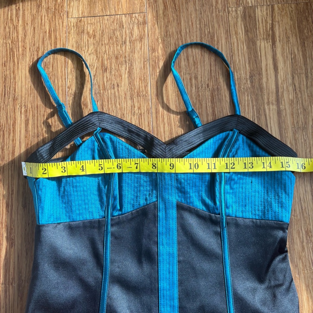 Bebe Tank Top - Picture 5 of 6